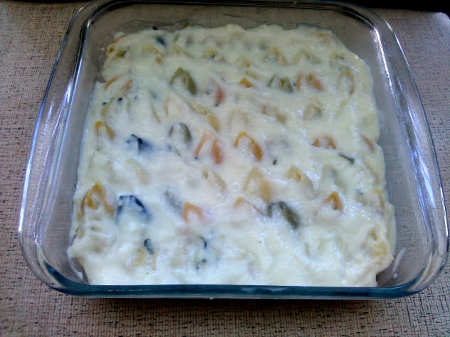 Conchiglie cremoso recheado